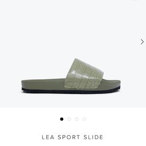 Freda Salvador Lea Sport Slide